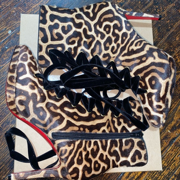 Christian Louboutin Lace Up Leopard-Print Platform Ankle Boots - Picture 3 of 4